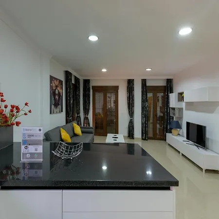 Apartment Centrico Sibarys - 2 Dormitorios- Calle Pintada Nerja