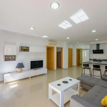 Apartament Centrico Sibarys - 2 Dormitorios- Calle Pintada *