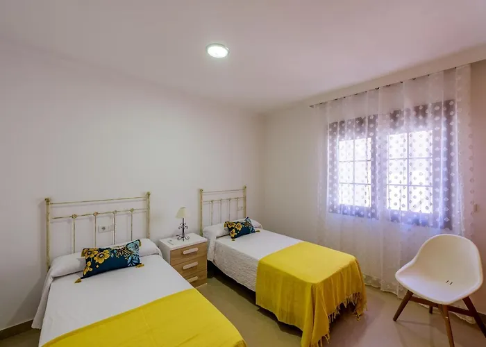 Centrico Sibarys - 2 Dormitorios- Calle Pintada Нерха